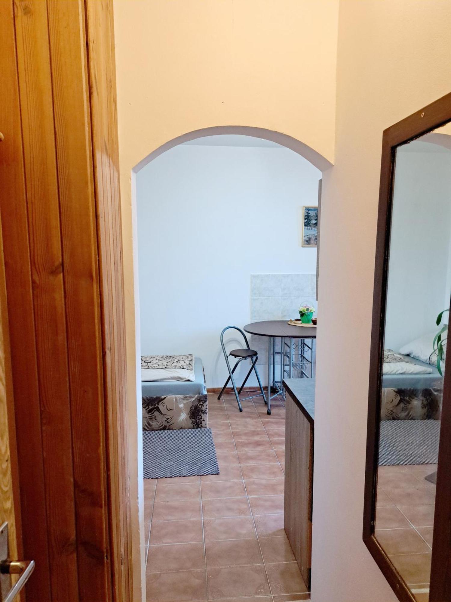 Apartments Alena - Κάρλοβι Βάρι Δωμάτιο φωτογραφία